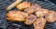 Bezpieczne grillowanie. Czy warto korzystać z aluminiowych tacek?