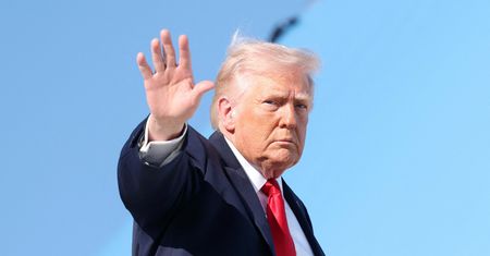 Politico o dwóch "listach" Trumpa. Na nich kraje NATO