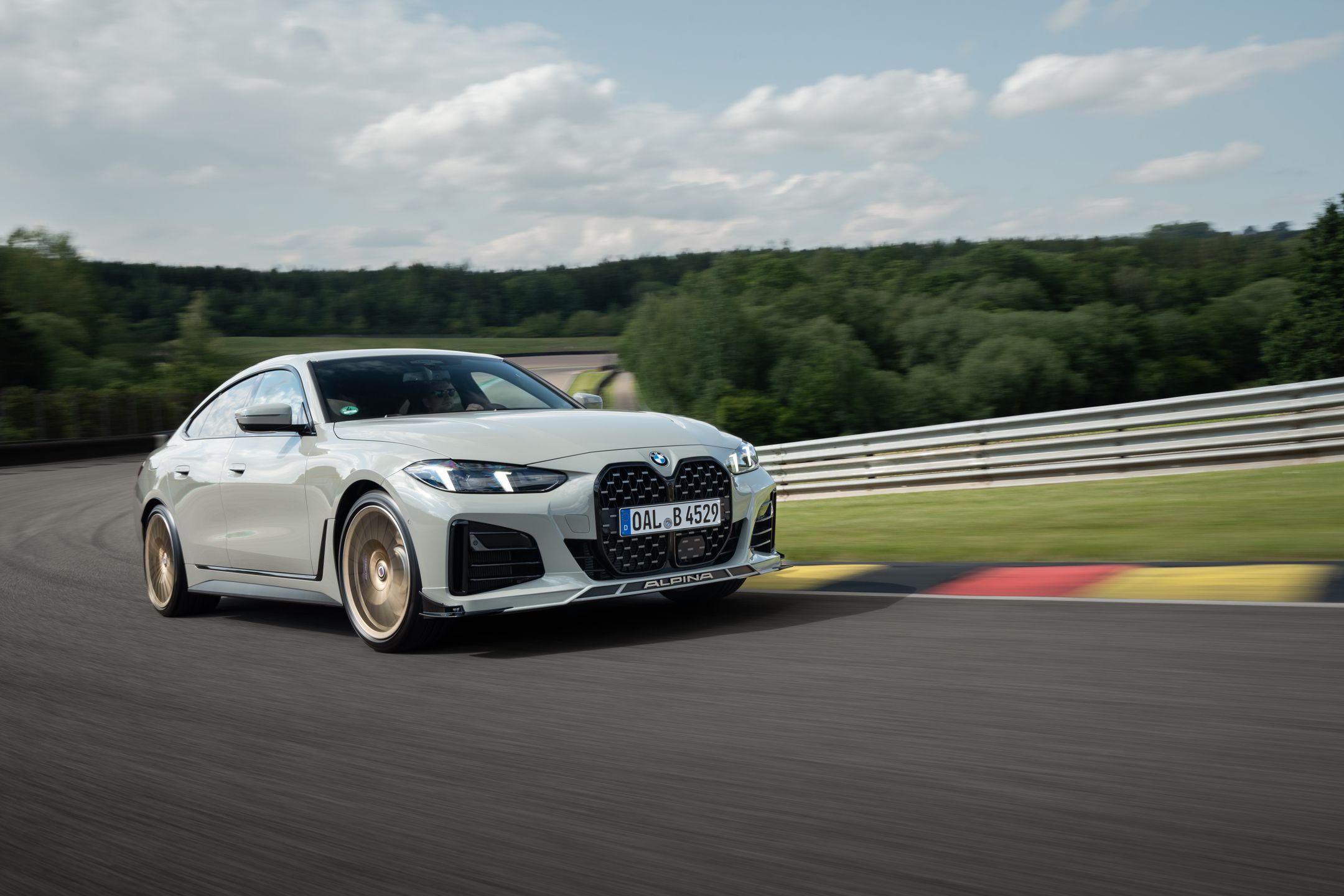 Alpina B4 GT