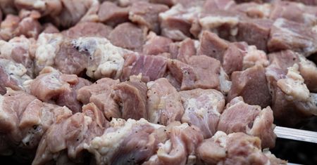 Polacy prawie nie tykają tego mięsa. Nie obciąża żołądka i chroni przed rakiem