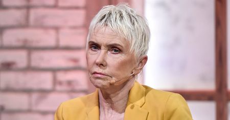 Ewa Błaszczyk od 23 lat walczy o wybudzenie córki ze śpiączki. Teraz mówi o "ŚWIATEŁKU W TUNELU"