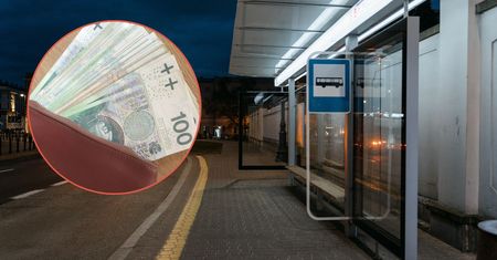 Znalazł na przystanku torbę z ponad 20 tys. zł. Zaniósł ją na policję