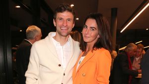 Po transferze gwiazdora Bayernu nie przeprowadziła się z nim. Tłumaczy dlaczego