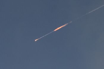 Iran zaatakował bazę USA w Katarze. Polacy otrzymali ostrzeżenie od ambasady