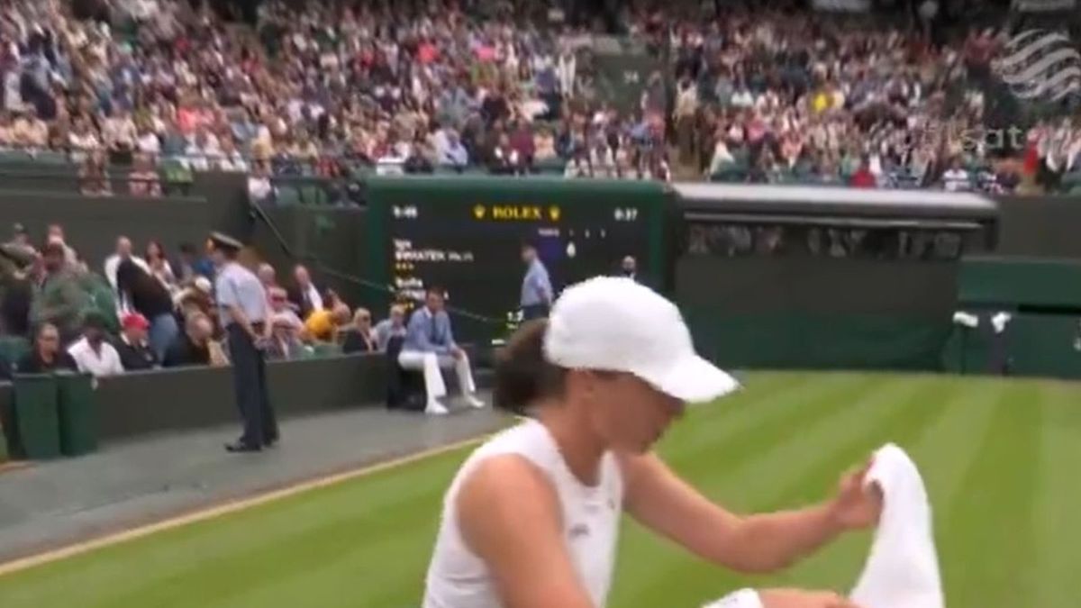 Zdjęcie okładkowe artykułu: Twitter / Polsat Sport / Trybuny Wimbledonu wypełniły się podczas meczu Igi Świątek