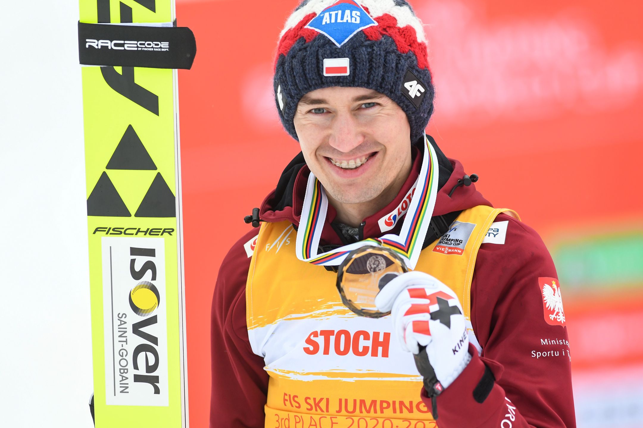 PLANICA, SLOVENIA - 2021/03/28: Kamil Stoch of Poland holds a medal for the third place during the FIS Ski Jumping World Cup in Planica. (Photo by Milos Vujinovic/SOPA Images/LightRocket via Getty Images)