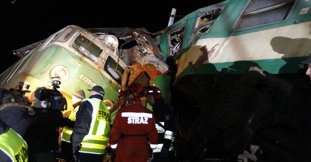 Katastrofa kolejowa: tak reagują służby
