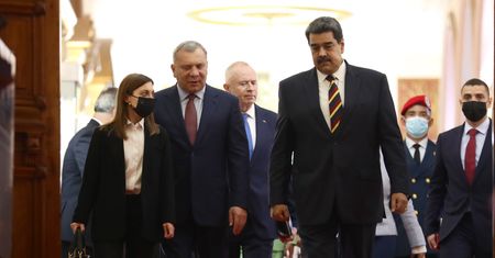 Putin się umacnia w Ameryce Południowej. "Głębsze więzi wojskowe"