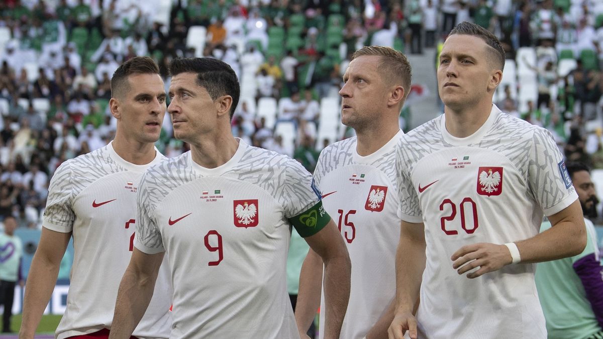 Zdjęcie okładkowe artykułu: Getty Images / Visionhaus / Na zdjęciu: od lewej: Arkadiusz Milik, Robert Lewandowski, Kamil Glik, Piotr Zieliński