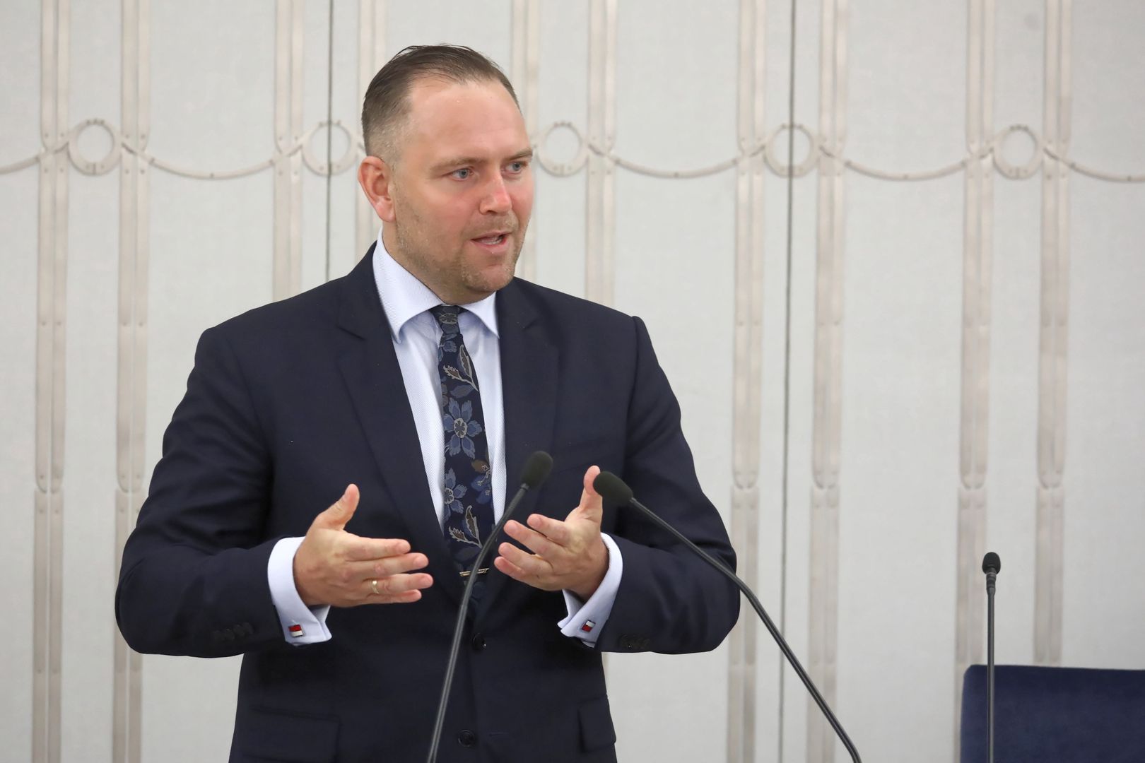 IPN pod lupą NIK. Tajemnicze kapsuły znalazły się w porcie