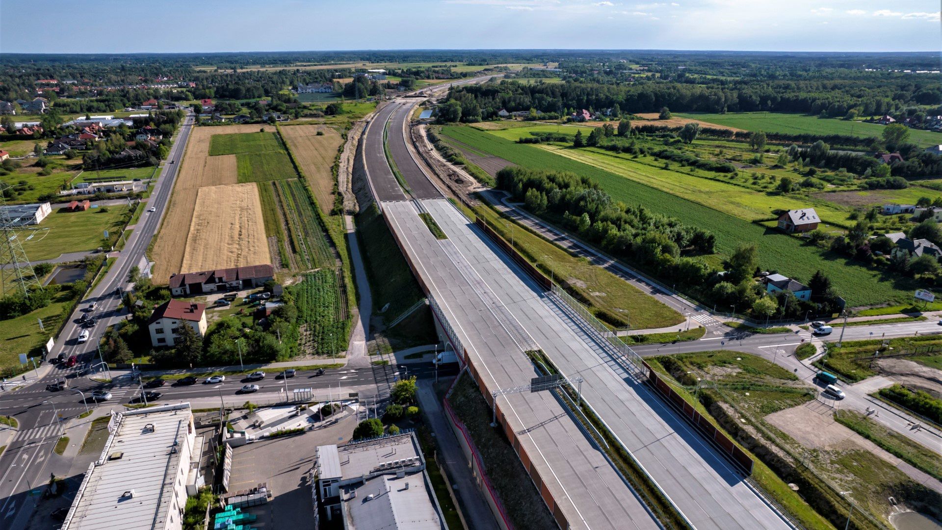 Odcinek drogi ekspresowej S7 Warszawa Lotnisko-Lesznowola przygotowywany na otwarcie