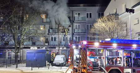 Kobieta poważnie poparzona. Łącznie 5 poszkodowanych w wyniku pożaru na ul. 3 Maja