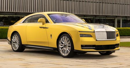 Rolls-Royce Spectre Semaphore - wyjątkowy egzemplarz zmierza do Monterey