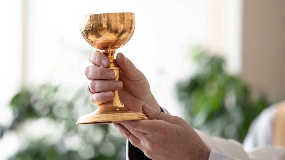 Ksiądz zapraszał na spotkanie wyborcze