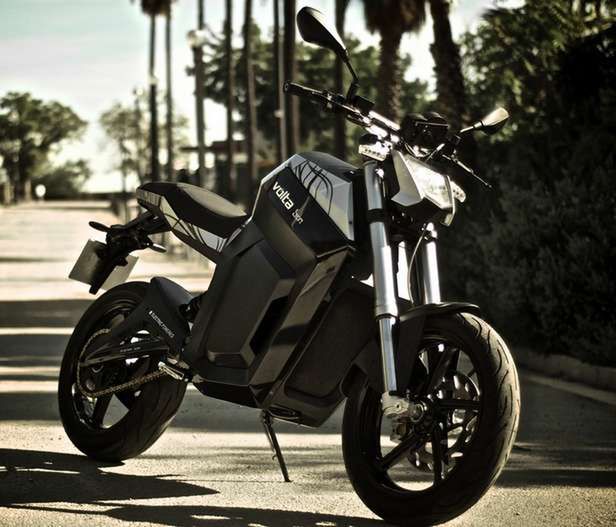 Elektryczny motocykl Volta BCN - gratka dla ekologów i miłośników much w zębach 2
