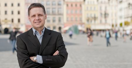 Prezes Mennicy Wrocławskiej o tym, jak w Polsce sprzedaje się złoto