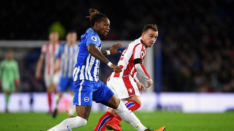 Getty Images / Mike Hewitt / Staff / Gaetan Bong (z lewej) i Xherdan Shaqiri (z prawej)