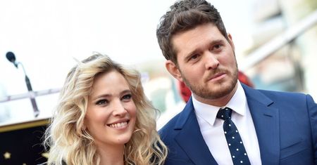 Michael Bublé znęca się nad żoną? Partnerka piosenkarza stanęła w jego obronie