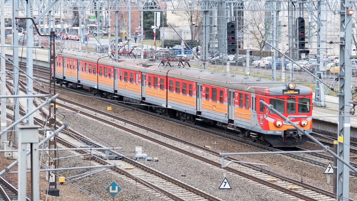 Kolejarze z Polregio grożą strajkiem. Domagają się podwyżek