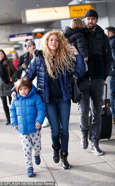 Shakira z Gerardem Pique i synami, Sashą i Milanem