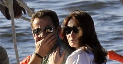Sarkozy i Carla Bruni nad Nilem
