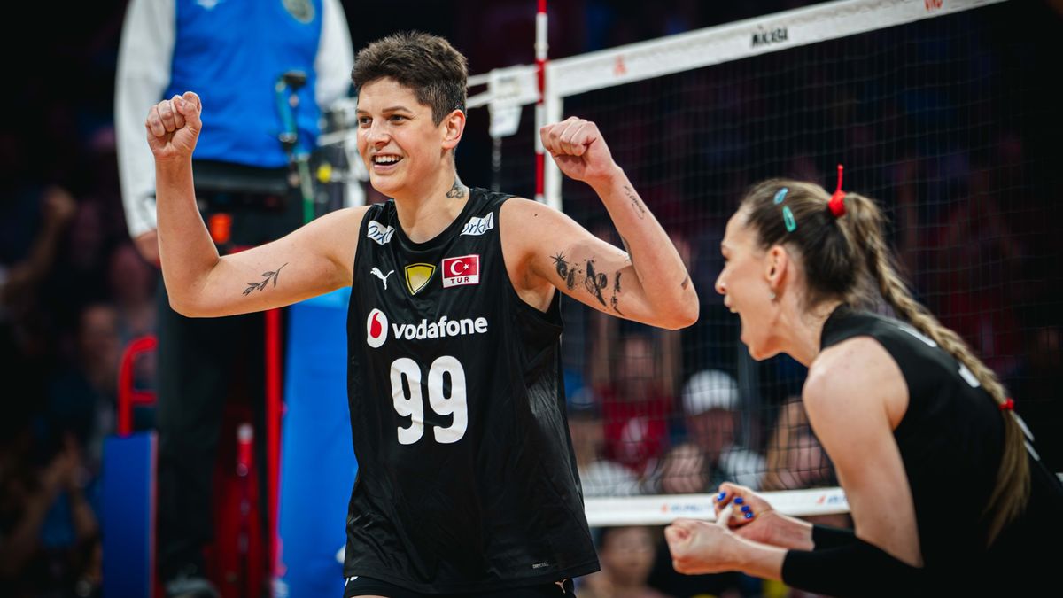 Facebook / VolleyballWorld / Na zdjęciu: reprezentacja Turcji