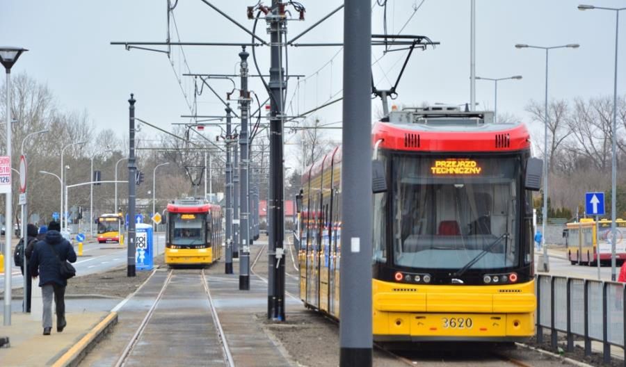 Warszawa. Zmarł mężczyzna, który w poniedziałek wpadł na Mokotowie pod tramwaj odbywający przejazd techniczny