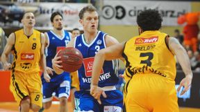 Trefl z Anwilem jak za dawnych lat: paluszek Leończyka, "prezydent" Washington i Krzynówek na trybunach