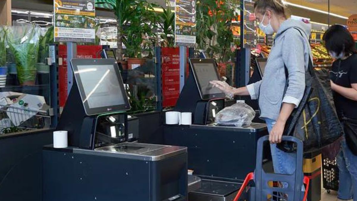 Kasy samoobsługowe w Biedronce