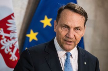 Nocne ataki tuż przy polskiej granicy. Tylko dwa słowa od Sikorskiego