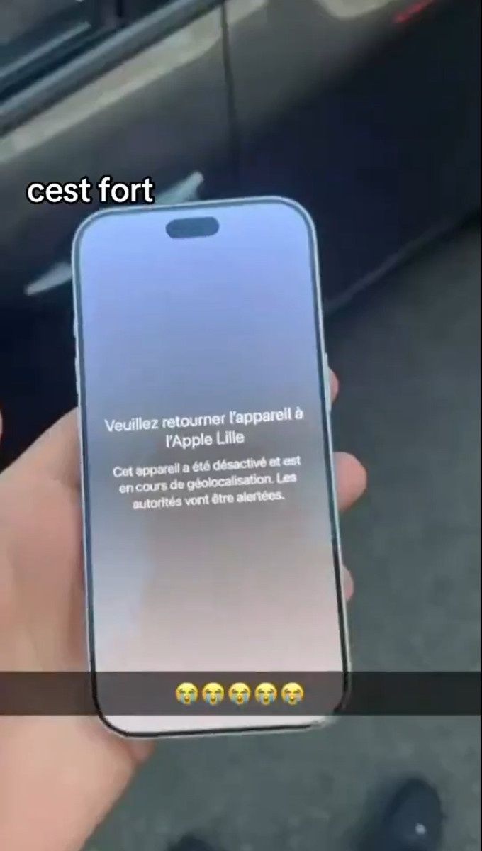 Na skradzionych iPhone’ach pojawił się komunikat