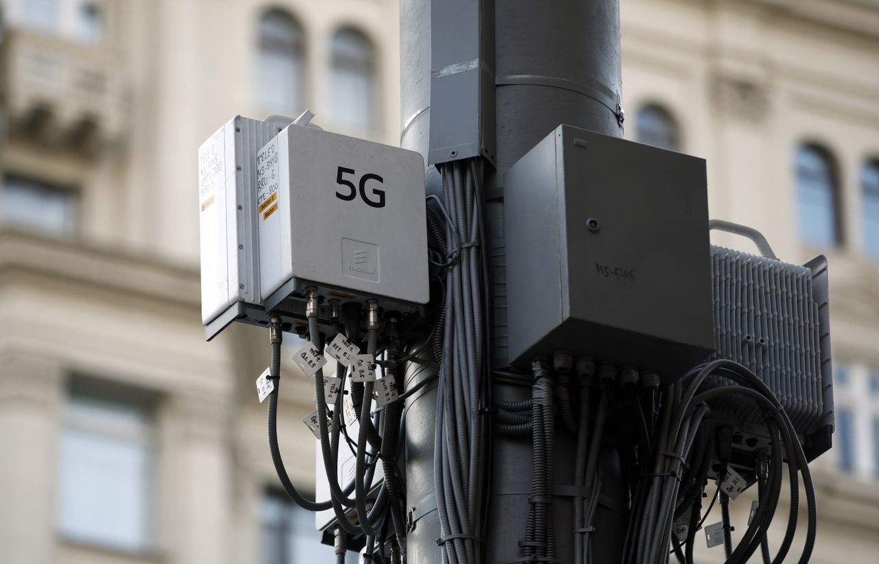 5G a koronawirus. Teorie spiskowe to jedno, a rzeczywistość – drugie