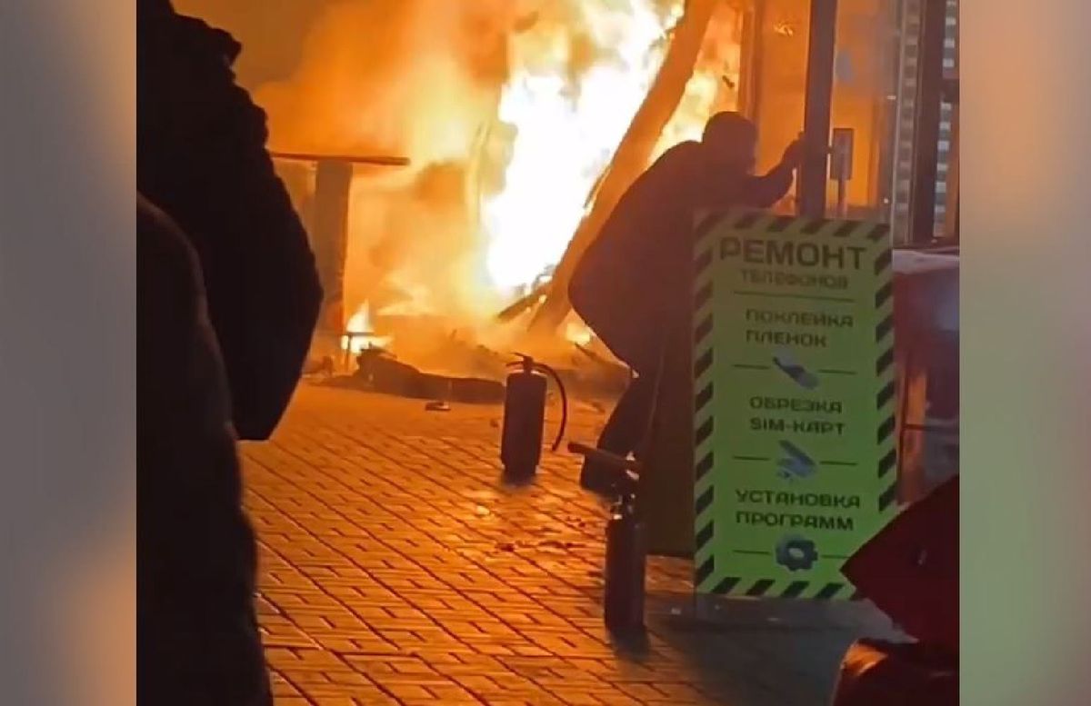 Butla z gazem eksplodowała w pobliżu stacji metra w Kijowie. Przerażające nagranie