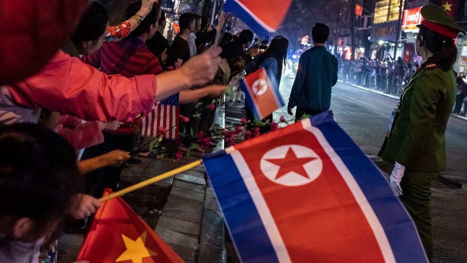 Koreańczycy wiwatowali na trasie ostatniego oprzejazdu kolejowego ich przywódcy, w 2019 roku