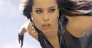 Zoë Kravitz i Twin Shadow śpiewają Sade