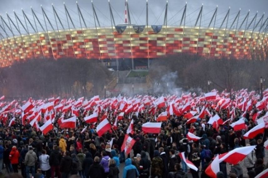 Święto Niepodległości. Ulicami Warszawy przejdą trzy duże marsze
