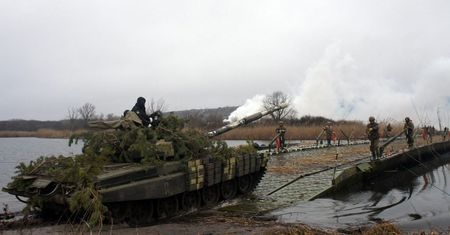 Wielkie manewry na Ukrainie. Już nawet cywile ćwiczą z wojskiem