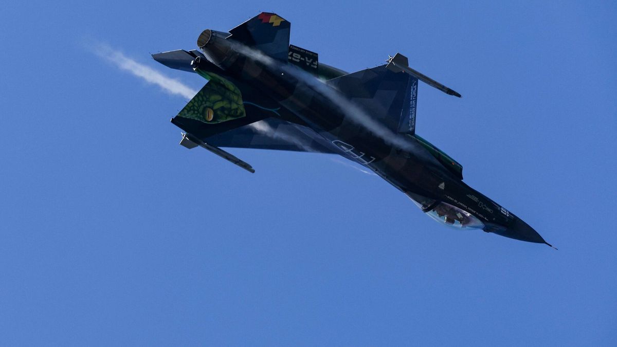 Temporary
A Belgian F-16 jet fighter takes part in the NATO Air Nuclear drill "Steadfast Noon" (its regular nuclear deterrence exercise) at the Kleine-Brogel air base in Belgium on October 18, 2022. - NATO on October 17, 2022 launched its regular nuclear deterrence drills in western Europe, after tensions soared with Russia over President Vladimir Putin's veiled threats in the face of setbacks in Ukraine. The 30-nation alliance has stressed that the "routine, recurring training activity" -- which runs until October 30 -- was planned before Moscow invaded Ukraine and is not linked to the current situation. (Photo by Kenzo TRIBOUILLARD / AFP)
KENZO TRIBOUILLARD