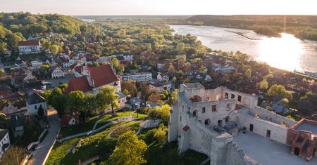 Zasługujesz na królewski odpoczynek. Rezerwuj hotel w Kazimierzu Dolnym