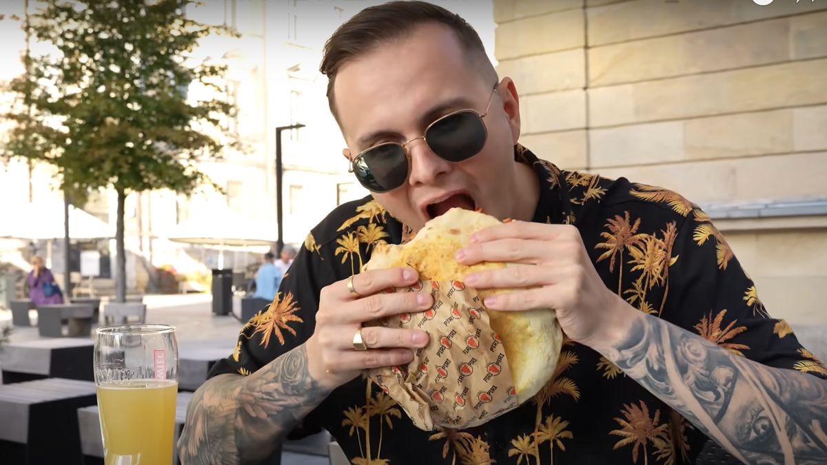 Youtuber sprawdził, czy warto aż tyle płacić za kebaba