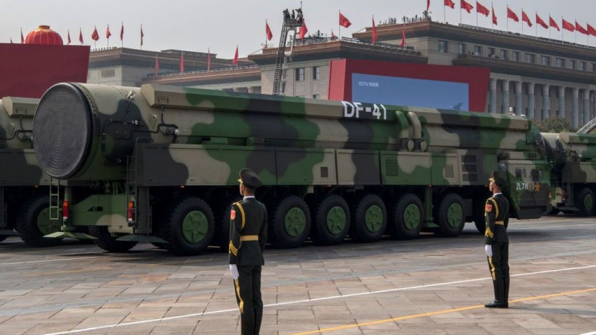 Chiny mogą wprowadzić do transportu "pociągi zagłady" - wynika z nowego badania 