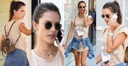 #TRENDY: Alessandra Ambrosio w t-shirtowej sukience