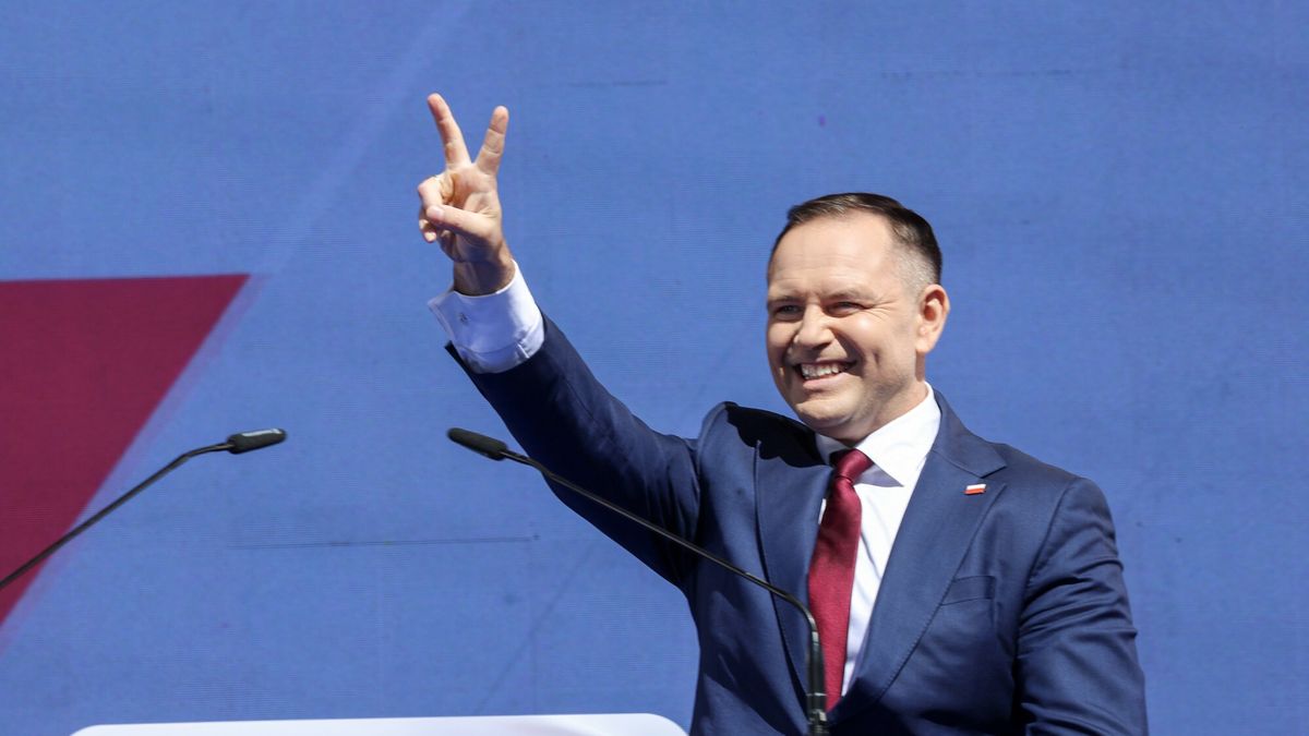 Impreza PiS w Pu?tusku
22.06.2025 Pultusk wydarzenie "WYGRALA POLSKA!" z udzialem Prezesa Prawa i Sprawiedliwosci Jaroslawa Kaczynskiego oraz Prezydenta Elekta Karola Nawrockiego fot. Jacek Dominski/REPORTER
N/z: Karol Nawrocki
Jacek Dominski/REPORTER