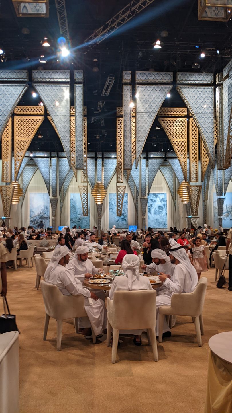 Iftar w Al Majlis