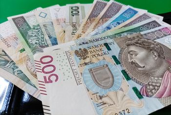 Płaca minimalna. Tyle zyskasz w skali roku po styczniowej podwyżce