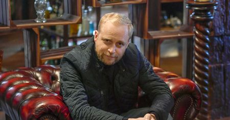 Piotr Adamczyk pokazał zdjęcia z młodości. Bezbłędny komentarz