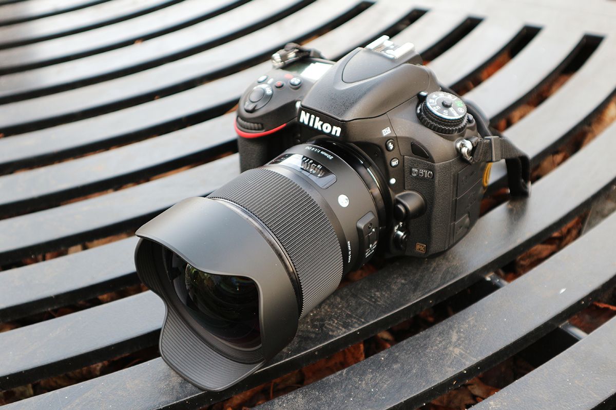 Sigma 20 mm f/1.4 ART z korpusem Nikon D610