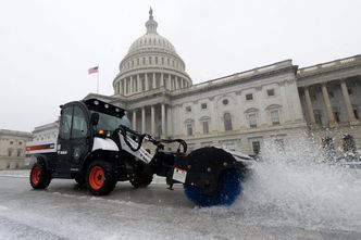 Zima w USA. Urzędy federalne pozamykane z powodu śniegu