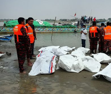 Bangladesz. Łódź rozerwana na dwie części, większość pasażerów nie żyje