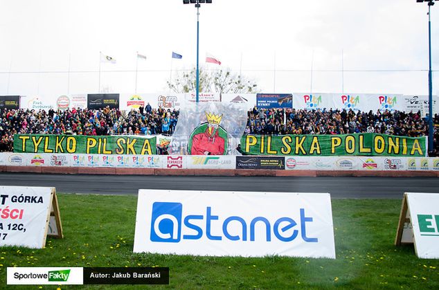 Pilski stadion wciąż wypełnia się w niemal stu procentach